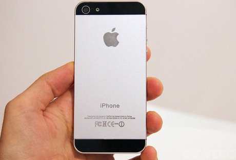 Bản mẫu iPhone 5 xuất hiện tại triển lãm IFA 2012