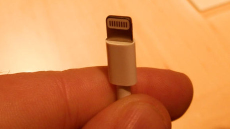 Bí ẩn chip trong cáp Lightning đã được giải mã