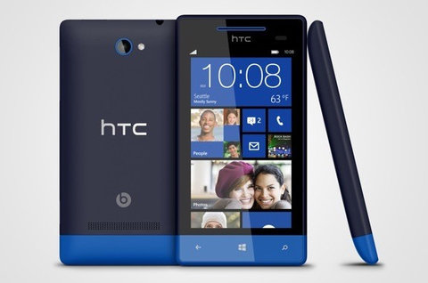HTC trình làng bộ đôi Windows Phone 8, thách thức Nokia