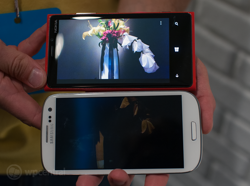 pureview-tren-nokia-lumia-920-co-thuc-su-hot pureview-tren-nokia-lumia-920-co-thuc-su-hot